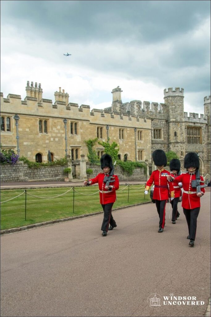 guards at windsor castle