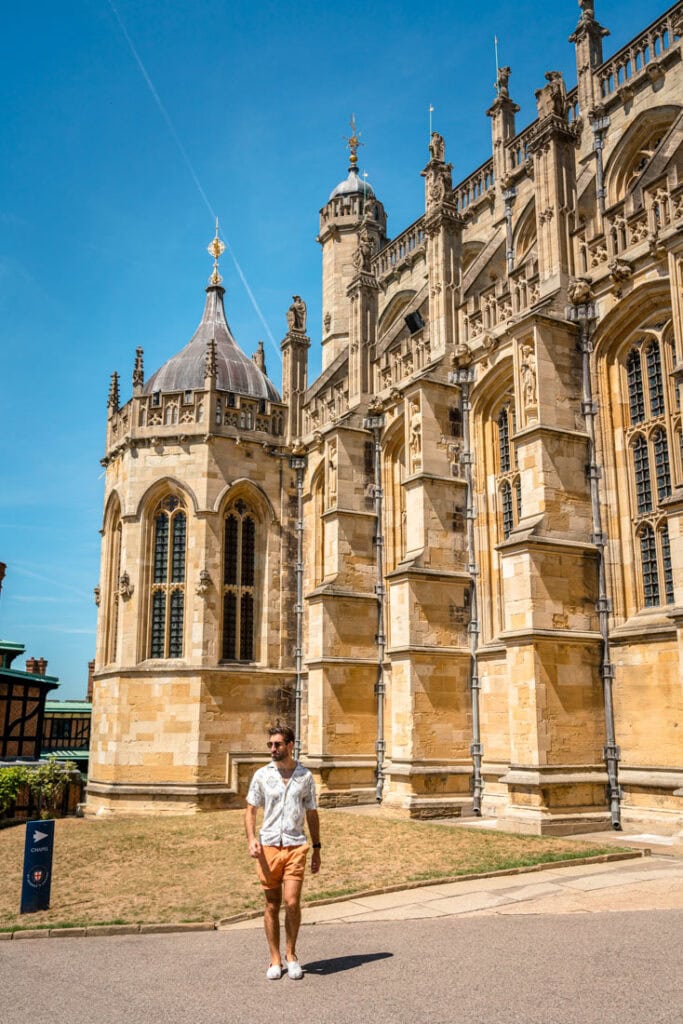outside st georges chapel, Windsor Castle