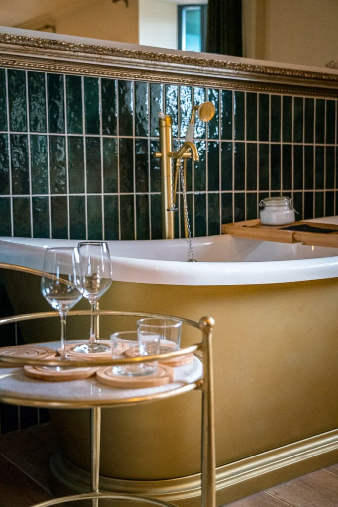 pub restaurant windsor